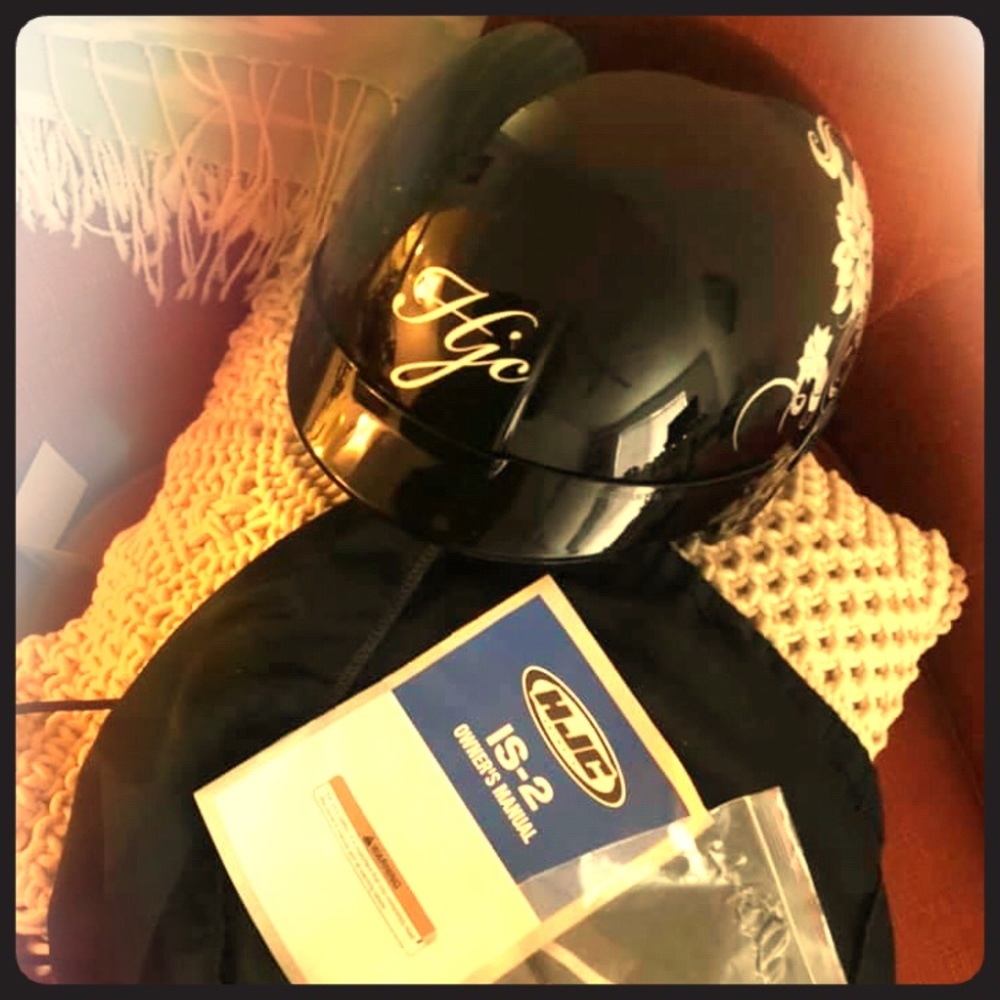 * Lowest price* HJC Women’s Motorcycle Helmet